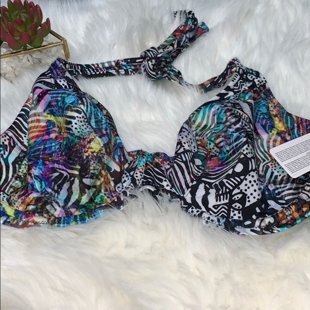 Freya swim top size 38DDD